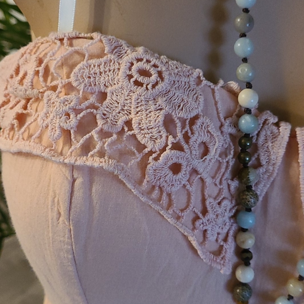 SALE PEACH EMBROIDERED MINI FLOWER LACE DRESS - Picture 6 of 16